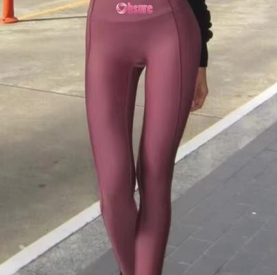 Leggings de yoga pour femmes avec effet push-up - Taille haute sculptante avec technologie AirFlex | Résistant aux squats et antidérapant UPF50+ (8 couleurs)