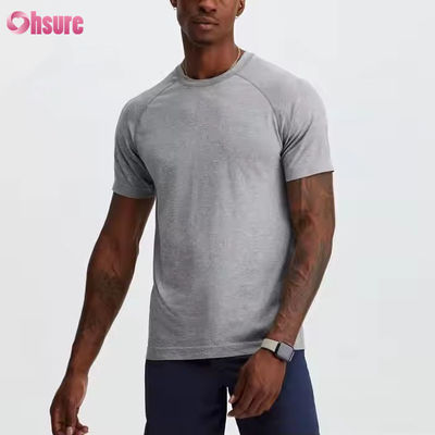 T-shirt de sport sur mesure en polyester spandex léger respirable mince musclé pour hommes