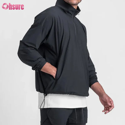 Vêtement en tissu résistant à l'eau et respirant pour hommes à haute qualité, à demi fermeture à glissière, à fond réglable, design mock col pour l'hiver