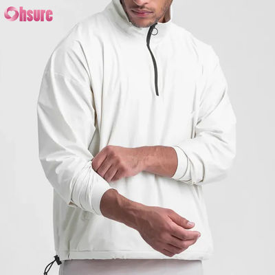Vêtement en tissu résistant à l'eau et respirant pour hommes à haute qualité, à demi fermeture à glissière, à fond réglable, design mock col pour l'hiver