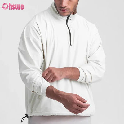 Vêtement en tissu résistant à l'eau et respirant pour hommes à haute qualité, à demi fermeture à glissière, à fond réglable, design mock col pour l'hiver