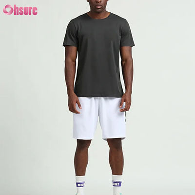 Vêtements d'entraînement personnalisés Été Couleur unie T-shirts à manches courtes pour hommes Course à pied Fitness Vêtements de sport de basketball en plein air pour hommes