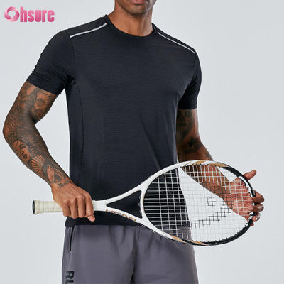 T-shirt de sport pour hommes professionnel de qualité supérieure, vêtements d'été respirants pour le fitness, logo personnalisé, séchage rapide, hauts athlétiques en polyester