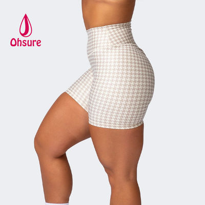 Ensemble 2 pièces OEM Soutien-gorge de sport et short froncé Short de basketball Ensembles de fitness de gym Shorts pour femmes