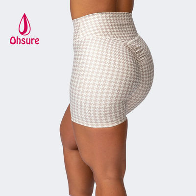 Ensemble 2 pièces OEM Soutien-gorge de sport et short froncé Short de basketball Ensembles de fitness de gym Shorts pour femmes