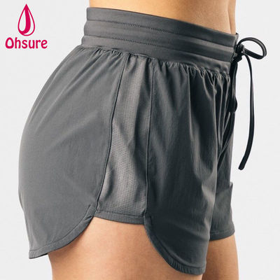 Des vêtements de haute qualité OEM design de haute coupe courts de sport à haute taille femmes gymnastique gymnastique course yoga bottoms courts tissés occasionnels