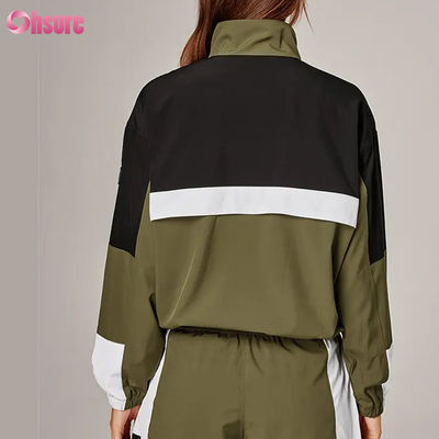 Vêtements de sport multicolores de haute qualité pour femmes Vêtements de pluie de style vintage Vêtements en tissu tricoté à l'épreuve du vent à capuche pour le cyclisme Courir en plein air
