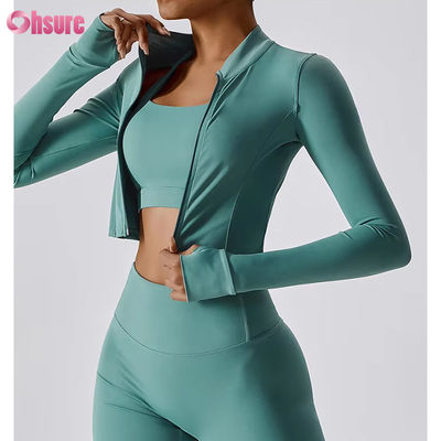 Hauts de sport courts à manches longues pour femmes, ajustement parfait, fermeture éclair complète, en nylon/élasthanne 230GSM, avec logo personnalisé, vêtements de sport