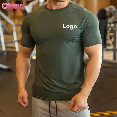 Hommes haut de sport actives chemise polyester spandex hommes vêtements de course salle de sport sport léger T-shirts élastiques