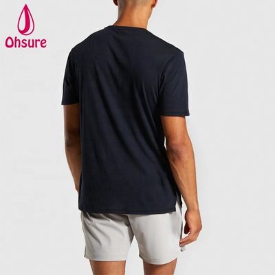 T-shirt sportif régulier Slim Fit Crew Neck Mens T-shirt de gym Muscle Wear Homme T-shirt de sport détendu avec fentes latérales Simple Casual Imprimé
