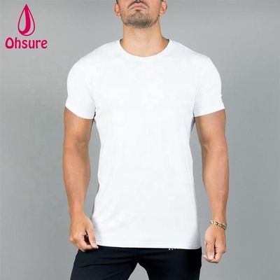 Impression personnalisée Sports Manches courtes Hommes Gymnastics T-Shirt Fitness Gym Compression Noir Impression décontractée motif tricoté OEM